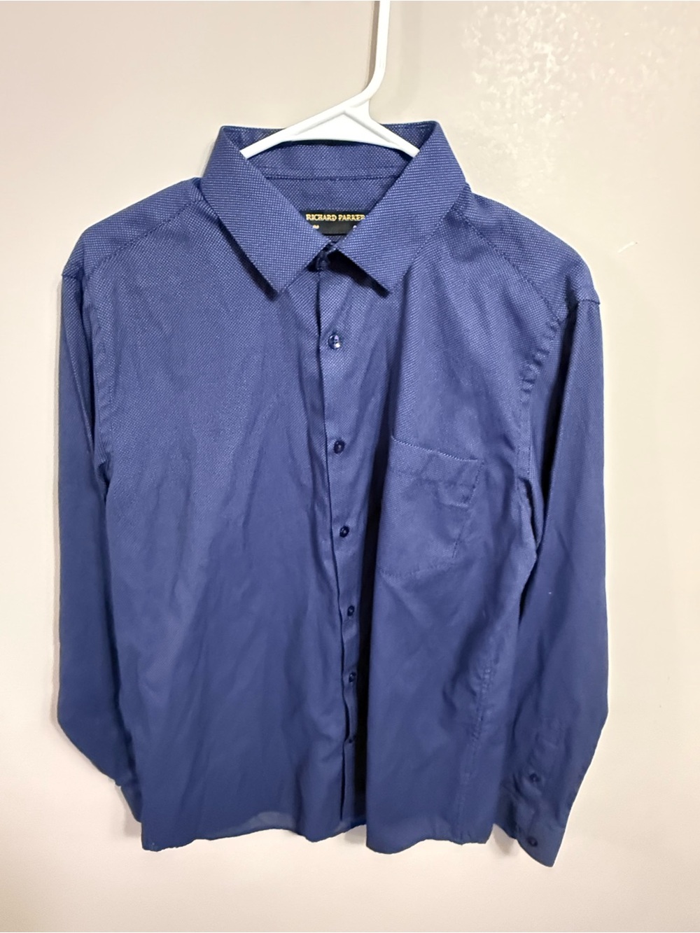 Men's Blue Long-Sleeve Dress Shirt with Point Collar - Picture 7 of 13